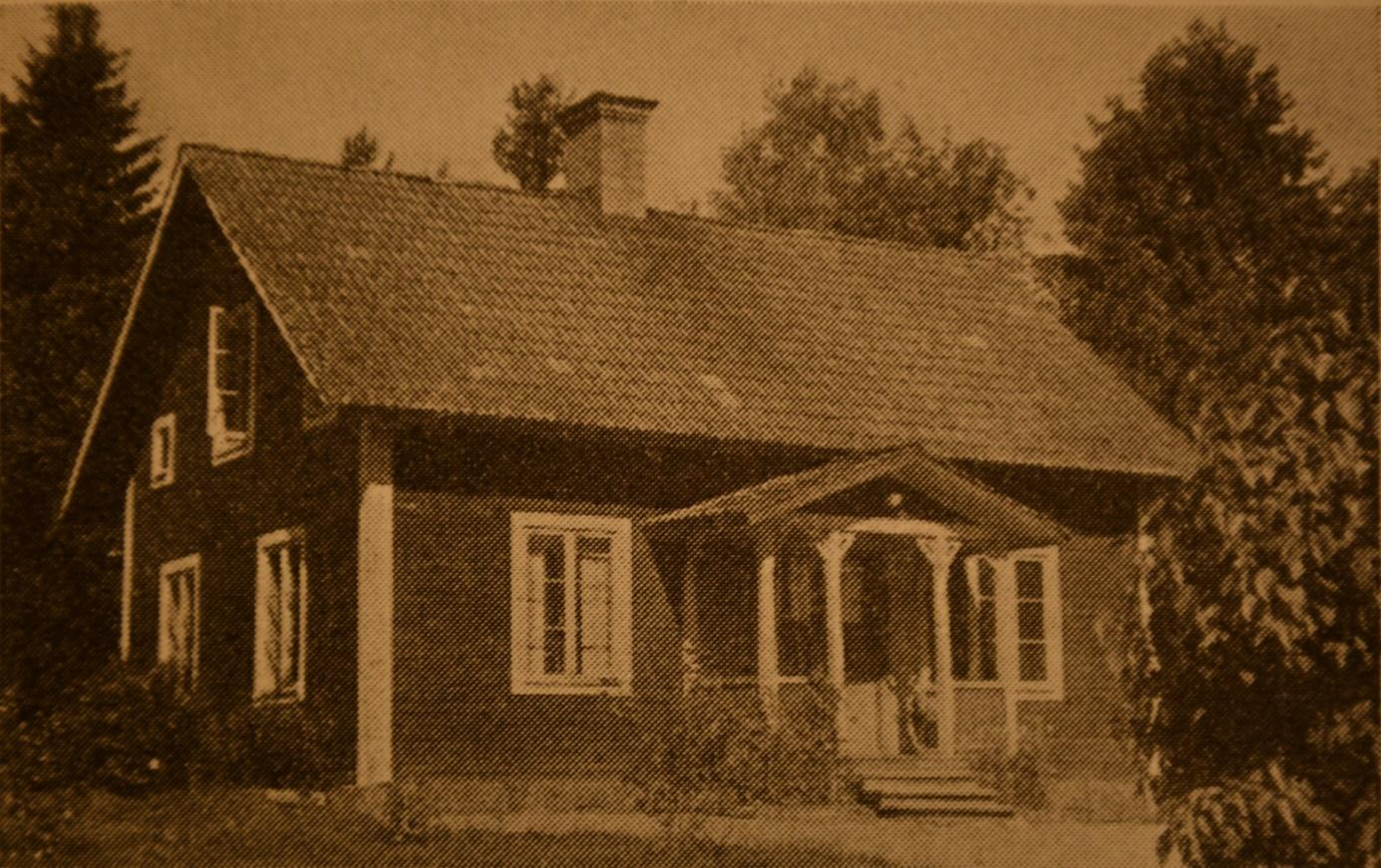 Brånstorpet på ett äldre fotografi